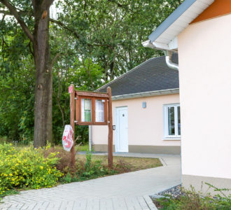 Campingplatz Pirna mit Sanitärgebäude
