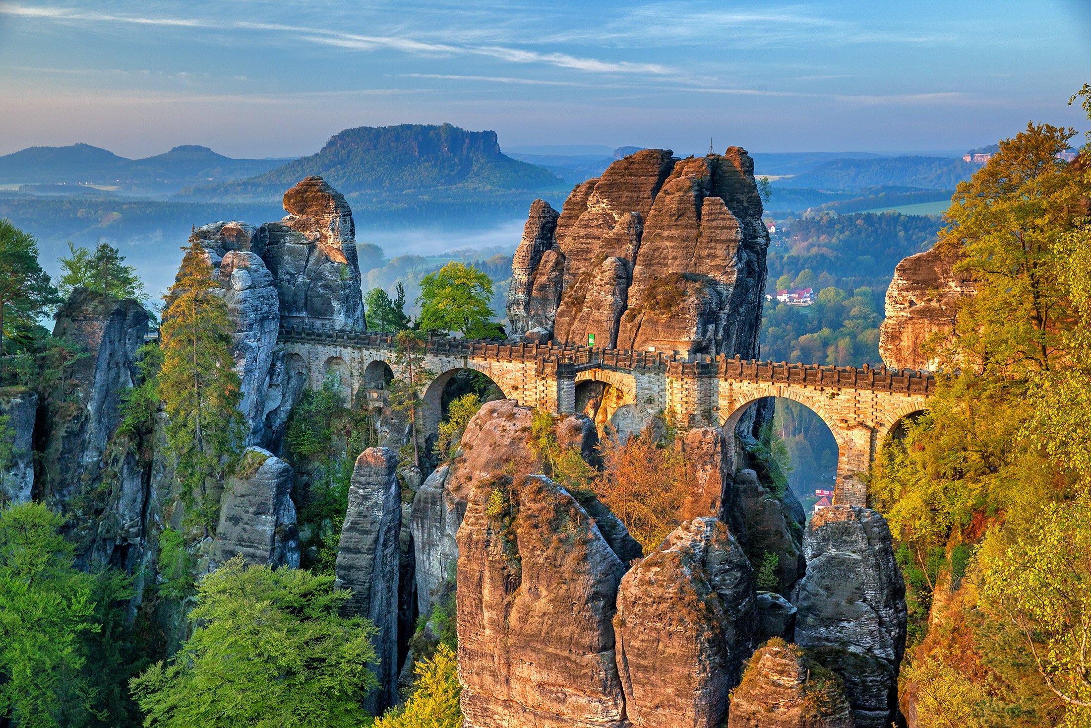 Camping mit Hund nahe Sächsische Schweiz - Basteibrücke